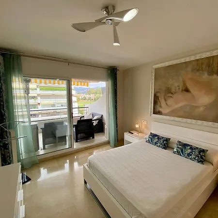 Con Vistas Y Terraza En Guadalmina Mad Apartment *
