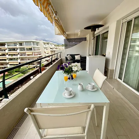 Con Vistas Y Terraza En Guadalmina Mad Apartment