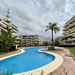 Hb- Con Vistas Y Terraza En Guadalmina *