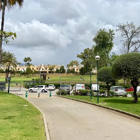 Hb- Con Vistas Y Terraza En Guadalmina * Marbella