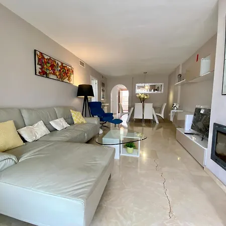Apartament Hb- Con Vistas Y Terraza En Guadalmina Marbella