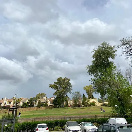 Hb- Con Vistas Y Terraza En Guadalmina *