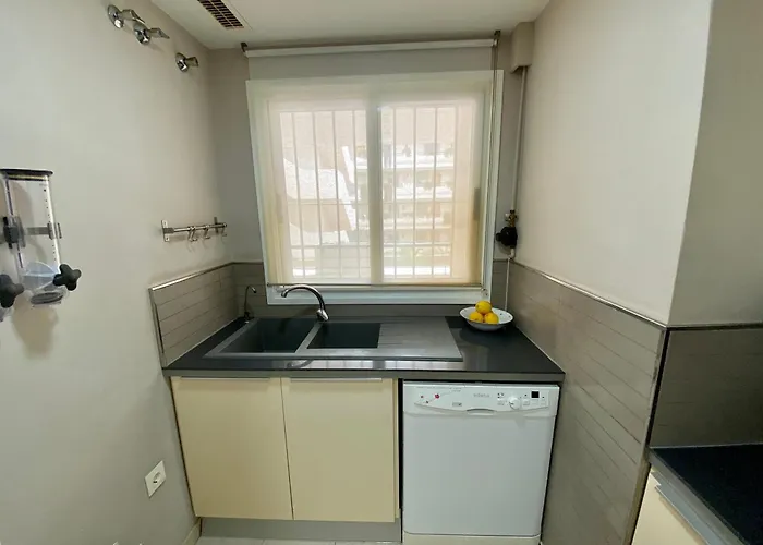 Hb- Con Vistas Y Terraza En Guadalmina Appartamento