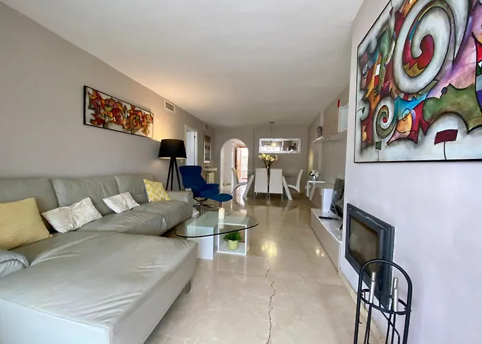 Hb- Con Vistas Y Terraza En Guadalmina Marbella