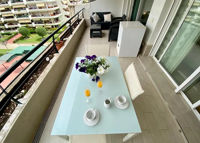 Hb- Con Vistas Y Terraza En Guadalmina 公寓 马尔韦利亚