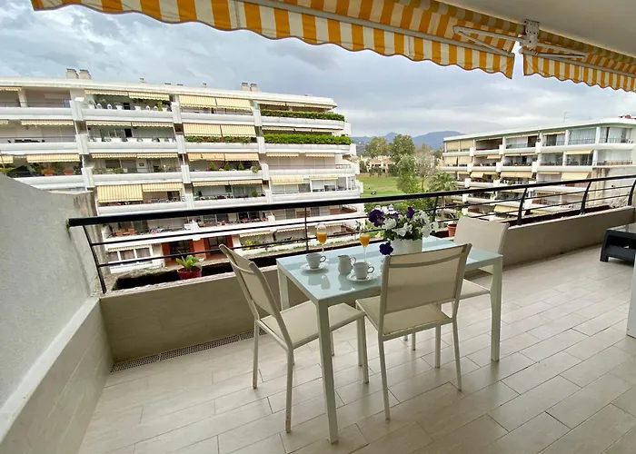 Hb- Con Vistas Y Terraza En Guadalmina